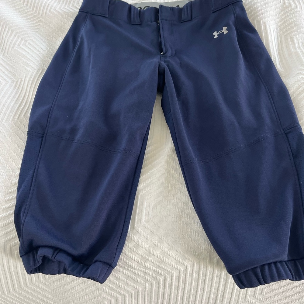 Under armour girls softball pants, very light use